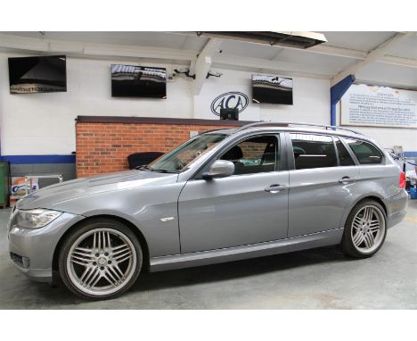 Make &amp; Model: BMW 318I SEDate of Reg: OE10 HNUColour: Greycc: 1995MoT: 18-05-2023Fuel Type: PETROLMileage: 110kTransmissi