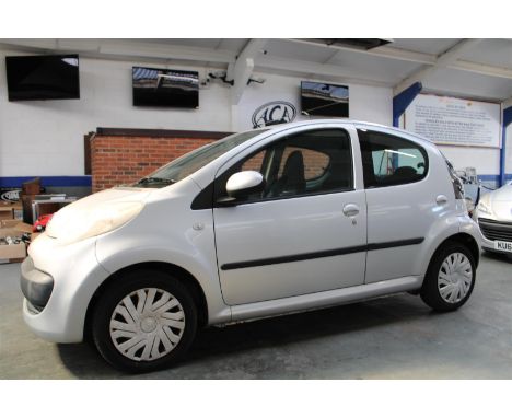 Make &amp; Model: Citroen C1 Rhythm 5drDate of Reg: BT55 AUAColour: Silvercc: 998MoT: 06-08-2022Fuel Type: PETROLMileage: 88k