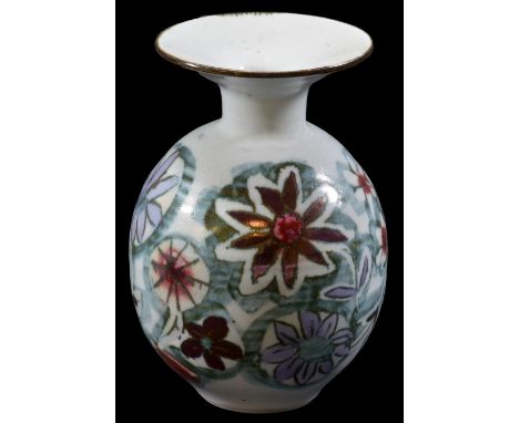 MARIANNE DE TREY (1913-2016) for Shinners Bridge Pottery; a porcelain vase with floral decoration, impressed dTe mark, height