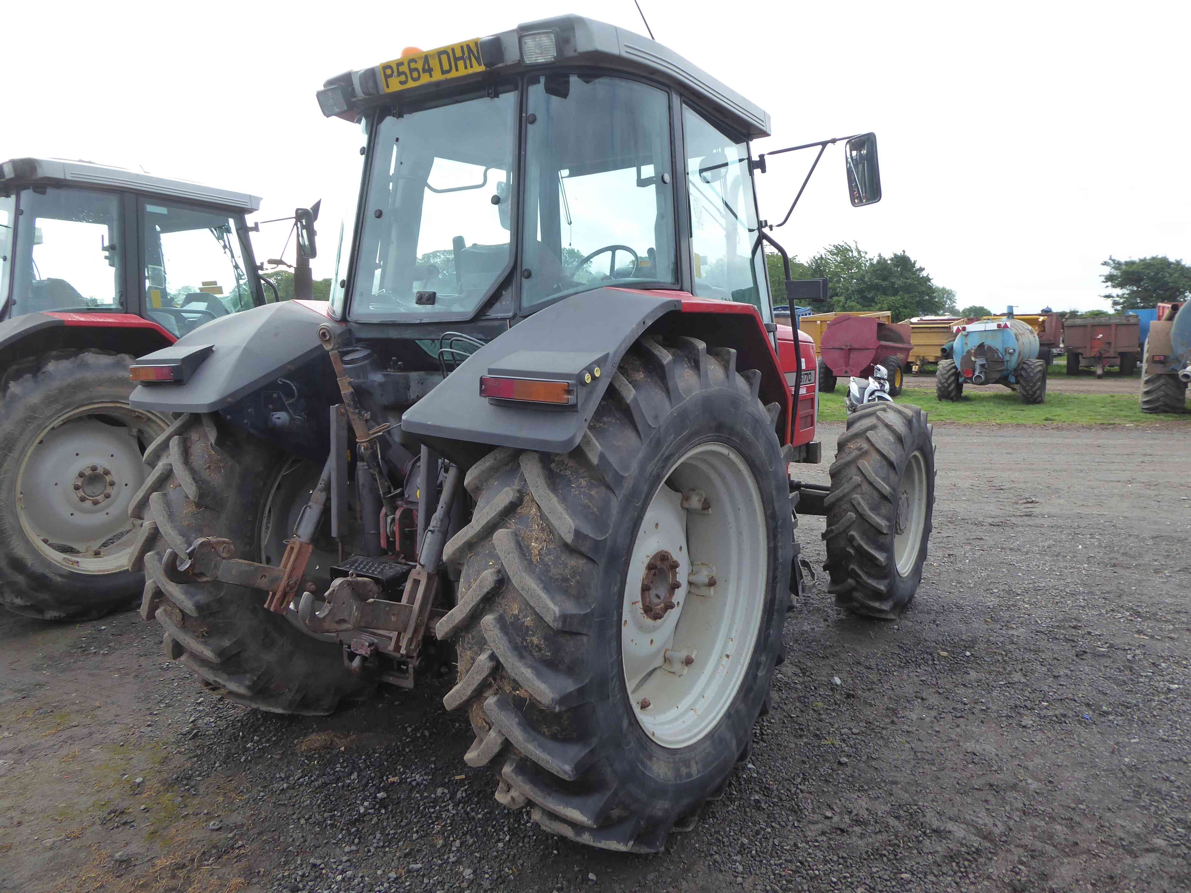 Massey Ferguson 6170 4 Wd Tractor 6200 Hrs Reg P564 Dhn 7824