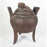 RÄUCHERGEFÄß, China, Schang-Stil,