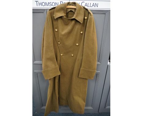 British army uniform, a WWII khaki green overcoat trenchcoat having Wm Anderson interior label [F P SMART SEPT 1940], having 