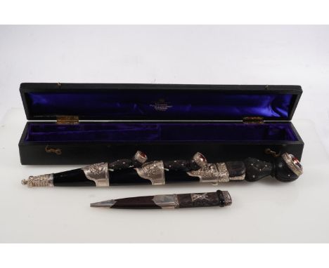 Edwardian Scottish hallmarked silver mounted dirk by R & H B Kirkwood of Thistle Street Edinburgh, Edinburgh assay marks with