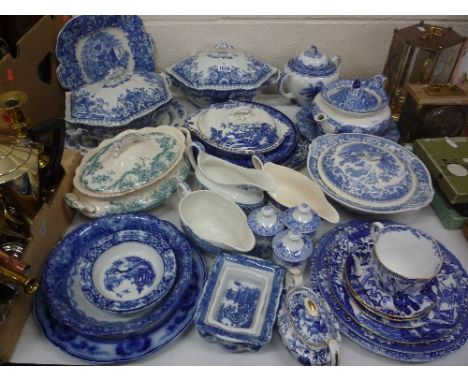 VARIOUS BLUE AND WHITE CERAMICS, to include Royal Crown Derby, Spode etc