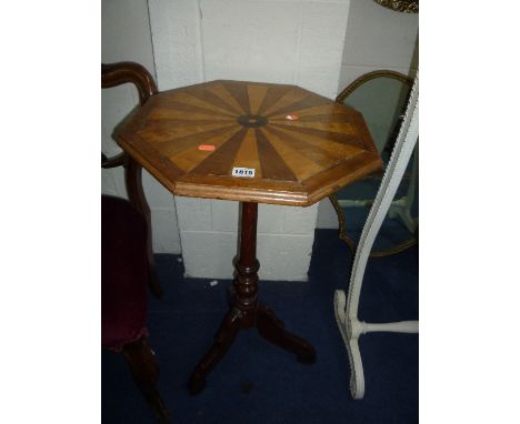A MAHOGANY AND SATINWOOD OCTAGONAL TRIPOD OCCASIONAL TABLE, (s.d.)