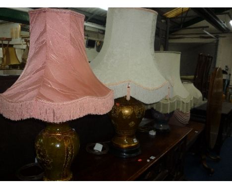FOUR TABLE LAMPS, with shades and another table lamp without shade (5)