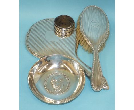 A modern dish centred by a medallion commemorating Sir Winston Churchill, 12.5cm diameter, Birmingham 1990, ___6oz and an eng