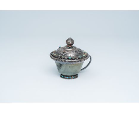 Full title: A Tibetan jade silver mounted bowl and cover set with turquoise and coral, 19th C.Description: H 10 cm