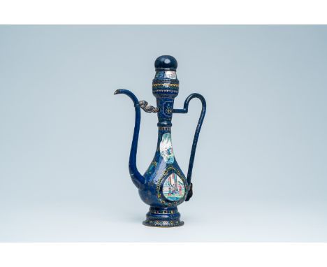Full title: A large Chinese blue-ground Canton enamel ewer and cover, 19th C.Description: H 39,4 - L 25 cm