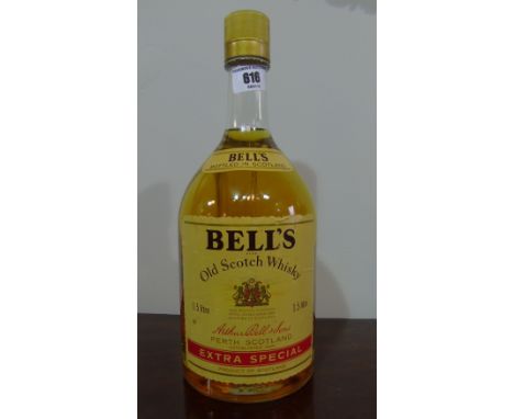 Bell's Extra Special Blended Old Scotch Whisky, 1.5 litre. Perth Scotland. 43% vol.