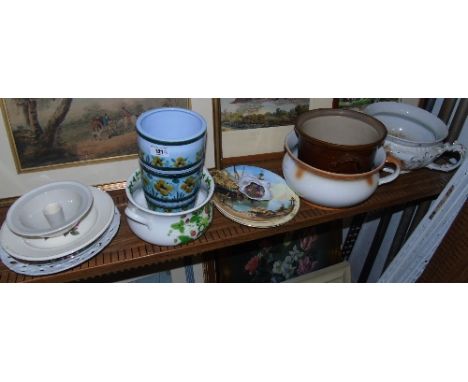 A Quantity of Items to Include Two Po's, A Print Depicting Two Gentlemen on Horseback Hunting, Collectors Plates etc.