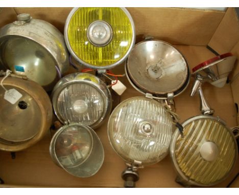 A collection of assorted car lanterns to include; Butler's saucer lamp Mk II, Lucas examples etc 