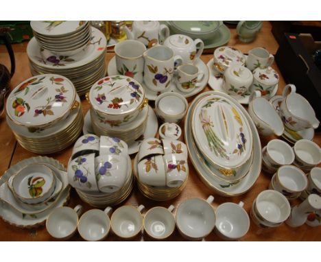 An extensive Royal Worcester tea and dinner service in the  Evesham pattern to include dinner plates, side plates, tureens an