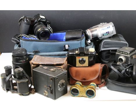 Photographic Equipment - A collection of cameras &amp; accessories to include Canon EOS 10 (with Canon 28-70mm f/3.5-4.5 lens