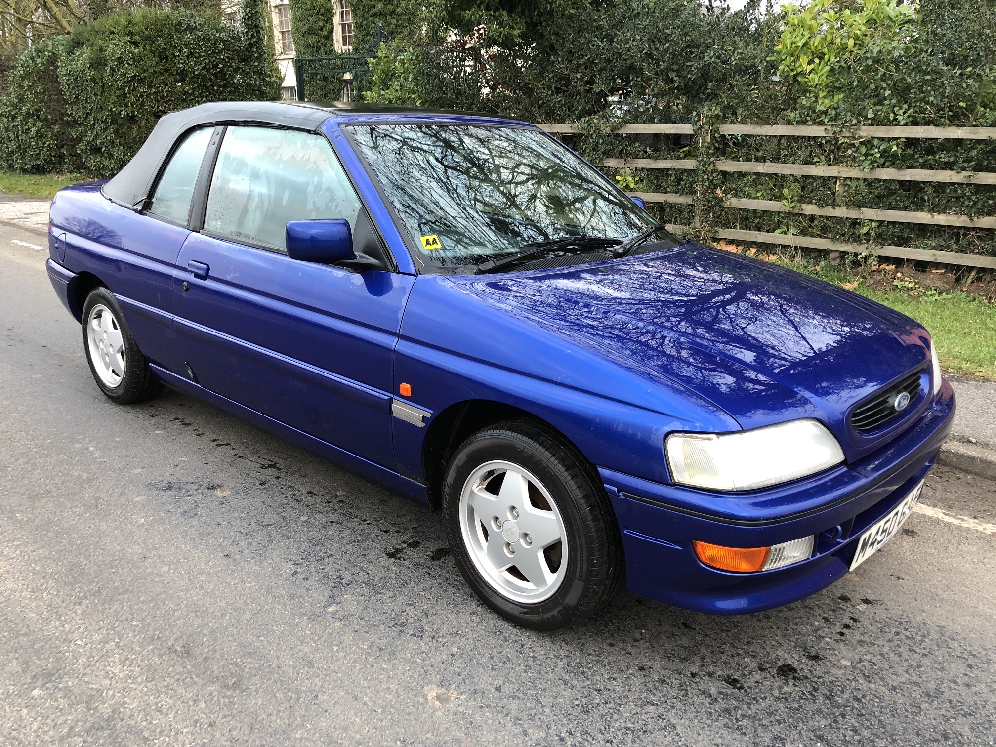 Ford escort cabriolet