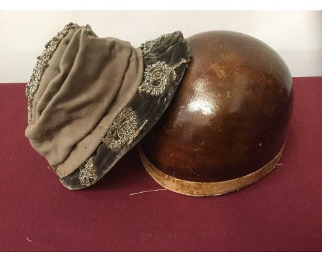 Group of ladies vintage hats including Victorian velvet and steel beadwork half hat, pill box hats with feather trims etc and