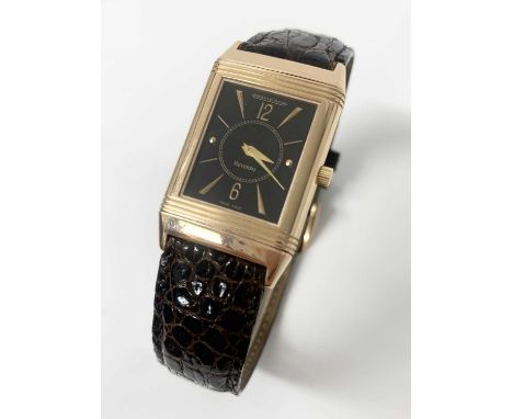 Jaeger le-Coultre 18ct gold Reverso Classique wristwatch with black dial and gold dagger divisions, Model number 250.2.86 N.0