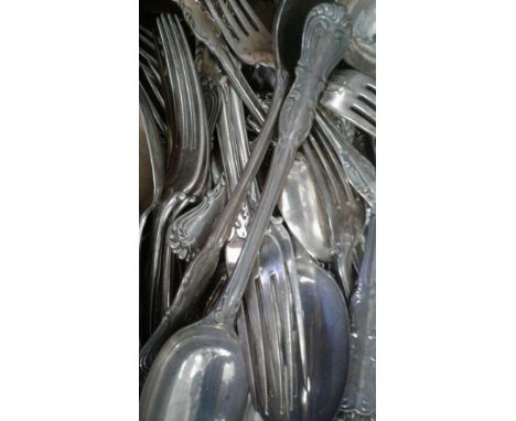 comprising of 12 dinnerï¿½forks, 12 dessert forks, 12 dessert spoons, 12 teaspoons, 6 serving spoons, 2 sauce ladles ladle, L