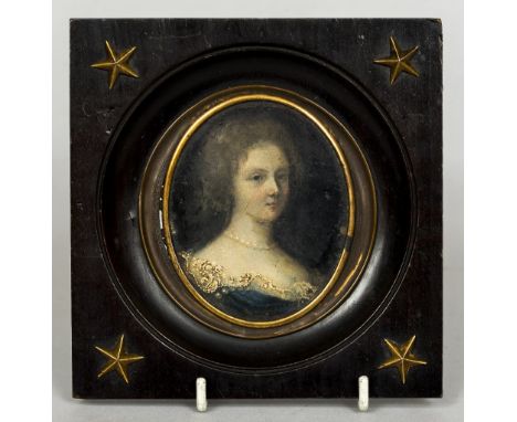 CONTINENTAL SCHOOL (17th/18th century)Portrait miniature of a Lady Wearing a Pearl NecklaceOil on copperPortrait 7 x 8.5 cm, 