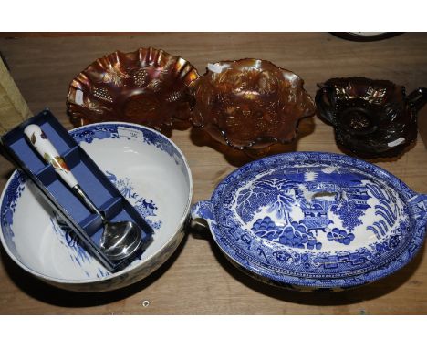 Blue and white lidded tureen, Burleigh Ware Willow pattern bowl and Royal Worcester 'Evesham' ladle and three pieces of carni