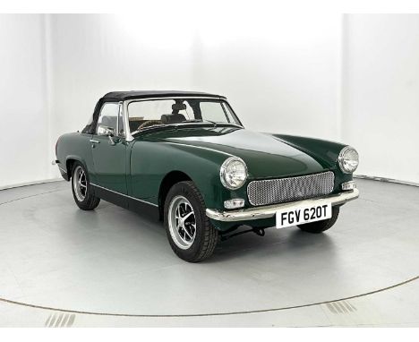 Registration: FGV620T VIN: GAN6214394G Mileage Showing: 2,000 Transmission: Manual MOT: 27/02/2025Rare removable hardtop incl