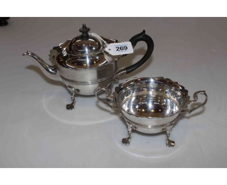 Silver teapot and sugar basin, Sheffield 1900.