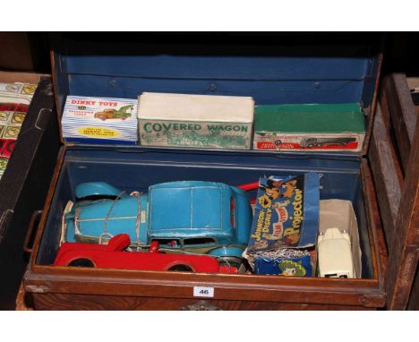 Tin trunk of toys and model vehicles including Dinky Breakdown Lorry 25x and Foden Diesel 8 wheel wagon 501, etc.