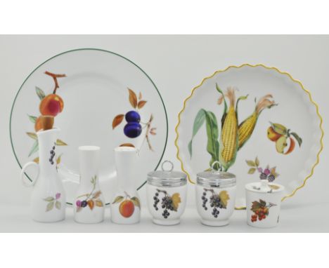 Collection of mixed Royal Worcester Evesham wares, to include, tea cups and saucers, cheese dishes, plates, terrines etc (1 b