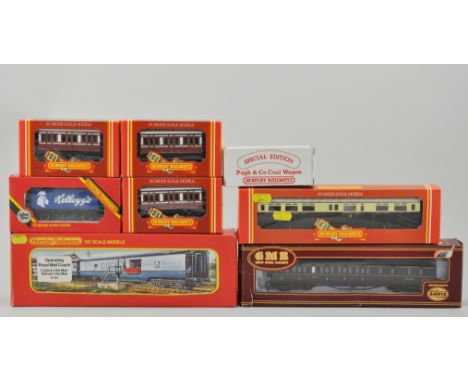 Toys:  Hornby Railways '00' scale models, operating mail coach set R.401, GWR restaurant car R.458, four wheel coach R.219, a