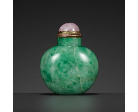 AN APPLE-GREEN JADEITE SNUFF BOTTLE, 1718-1860China. Well hollowed, of flattened globular form with tapering foot, surmounted