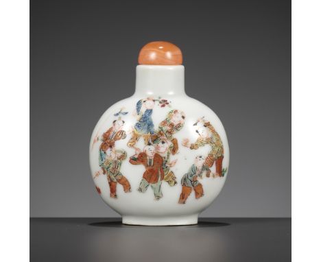 AN IMPERIAL FAMILLE ROSE 'BOYS AT PLAY' PORCELAIN SNUFF BOTTLE, DAOGUANG MARK AND PERIODChina, Jingdezhen kilns, 1821-1850. O