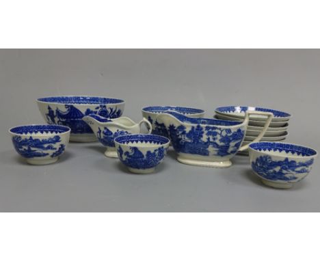 A COLLECTION OF EARLY BLUE AND WHITE CERAMICS, to include Royal Worcester, comprising six cups and saucers, three tea bowls, 
