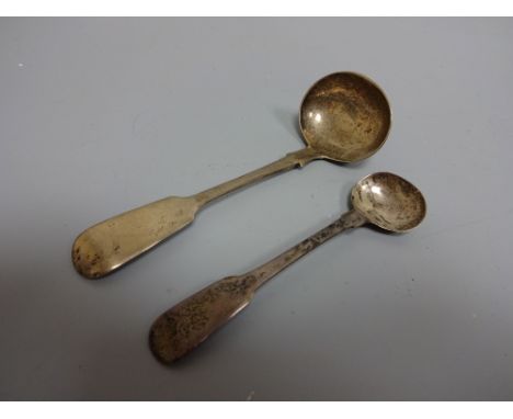 A SMALL SILVER LADLE, Exeter 1839 and a silver condiment spoon (marks rubbed) both with fiddle handles (2)