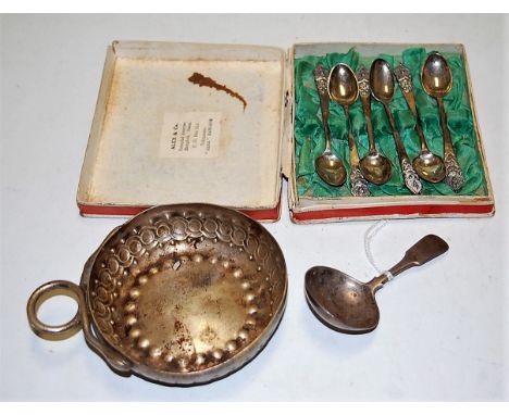 A George III silver caddy spoon together with a set of six sterling silver coffee spoons and a white metal tasse de vin (3)
