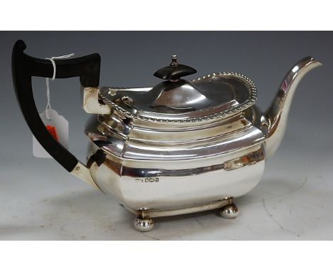 An Elizabeth II silver teapot, of plain undecorated form, maker Walker & Hall, Sheffield 1954