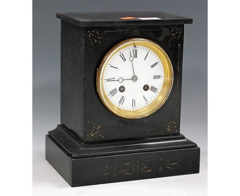 An Edwardian black slate mantel clock, having enamelled dial with Roman numerals and eight day movement striking on a bell, h