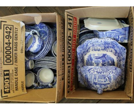 An extensive Copeland Spode Italian part dinner and tea set (three boxes)