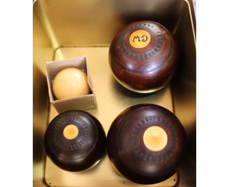 Thomas & Taylor lawn bowls plus two jacks
