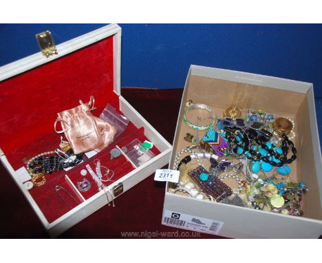 A quanity of costume jewellery including; necklaces, bracelets, earrings plus ladies Accurist wrist watch.