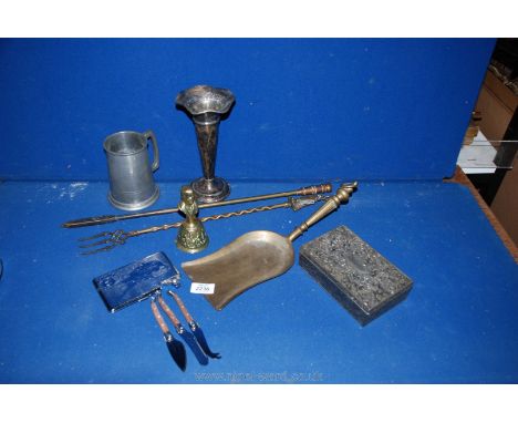 A quantity of brass and plated items including toasting fork, poker and shovel, vase, tankard, cigarette box etc.