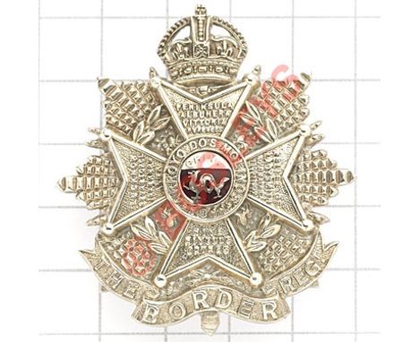 Border Regiment Officer’s silvered and enamel cap badge pre 1953. A good die-cast example. Reverse impressed “P”. (as KK 645)