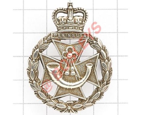 Green Jackets Brigade Officer’s 1958 Birmingham hallmarked silver cap badge Die-cast. Laurel wreath surmounted by a crown on 