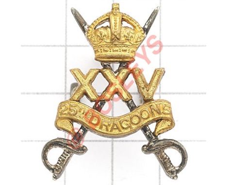 25th Dragoons WW2 War raised Officer’s silvered and gilt cap badge. A fine and scarce die-cast example.   Loops VGC Raised at