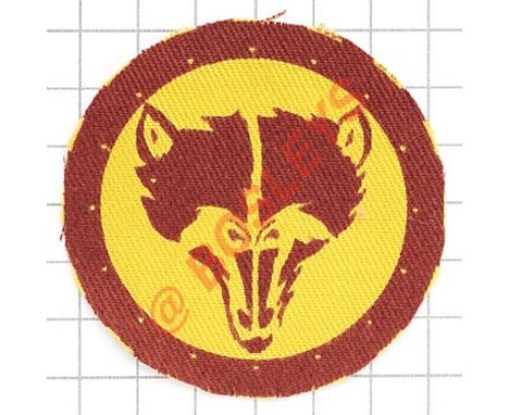 8th Armoured Brigade WW2 printed cloth formation sign   Brown fox's mask on brown edged yellow disc.   VGC Formed 1.8.1941 in