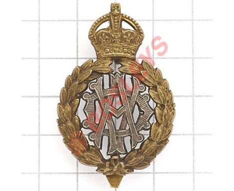 Army Veterinary Department Officer’s cap badge circa 1902-06. Die-cast gilt crowned wreath; silver “AVD” cypher to voided cen