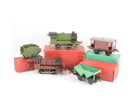 O gauge model railways; A collection of mostly Hornby, including, no.501 locomotive with tender, boxed, another loose locomot