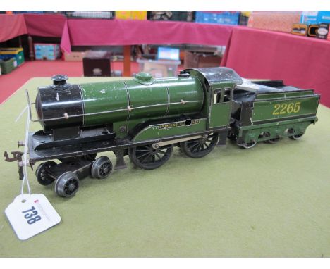 Bassett Lowke Circa 1932/5 'O' Gauge/7mm Clockwork 4-4-0 Steam Locomotive, plus six wheel tender, L.N.E.R green "Princess Eli
