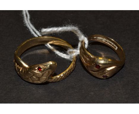 A 9ct gold snake ring;  another, set with garnets, 5.9g  (2)