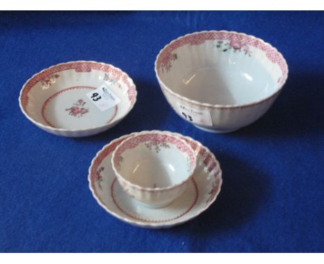 Group of late 18th Century New Hall porcelain tea ware items decorated in Oriental style with floral sprays. Tea bowl, two ma