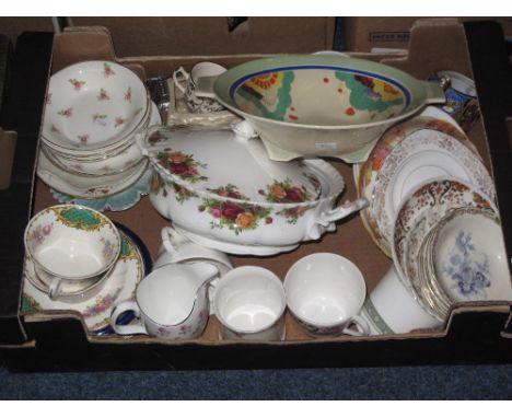 Tray of assorted china to include; Royal Doulton Gaylee pedestal bowl, Royal Albot Old Country Roses lidded tureen, Miat flor